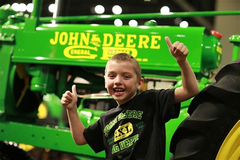 John Deere Tractor Engine Museum Waterloo Iowa Travel Iowa