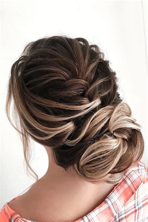 Wedding Updos Guide Looks Expert Tips Faqs Prom