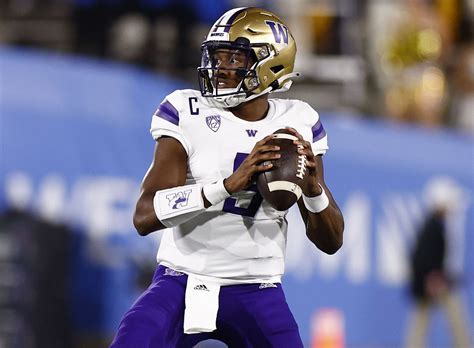 NFL Draft 2024 Scouting Report Huskies QB Michael Penix Jr Under The Lens