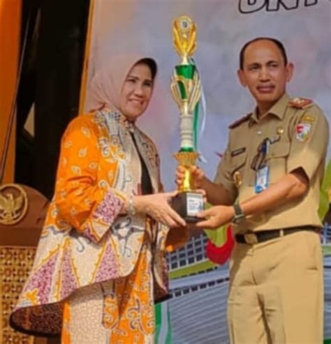 Dinas Perpustakaan Dan Kearsipan Tubaba Raih Juara Satu Provinsi