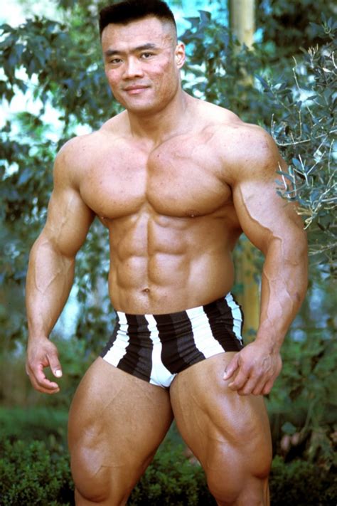 Models Male Bodybuilders And Muscle Videos At Musclegallery