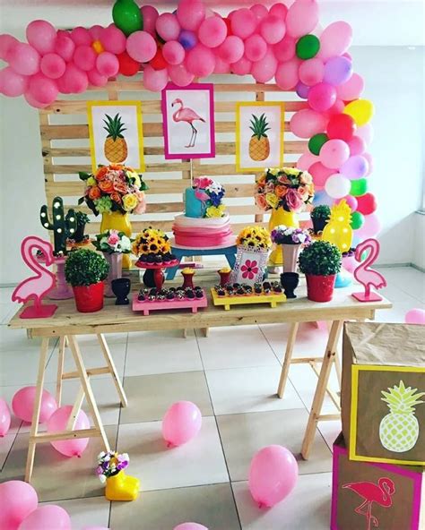 Decoração de aniversário em Caucaia Festa de aniversário flamingo