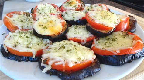 Delicia Italiana Berenjena Rellena Con Tomate Y Mozzarella Al Horno