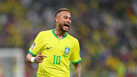 Neymar Entra En La Historia Con Brasil