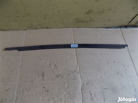 HYUNDAI I20 W STRIP ASSY FR DR BELT O S RH eladó Ócsa Karosszéria