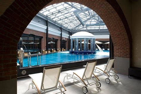 PALACE BRIDGE HOTEL (St. Petersburg) - Hotel Reviews & Photos - Tripadvisor