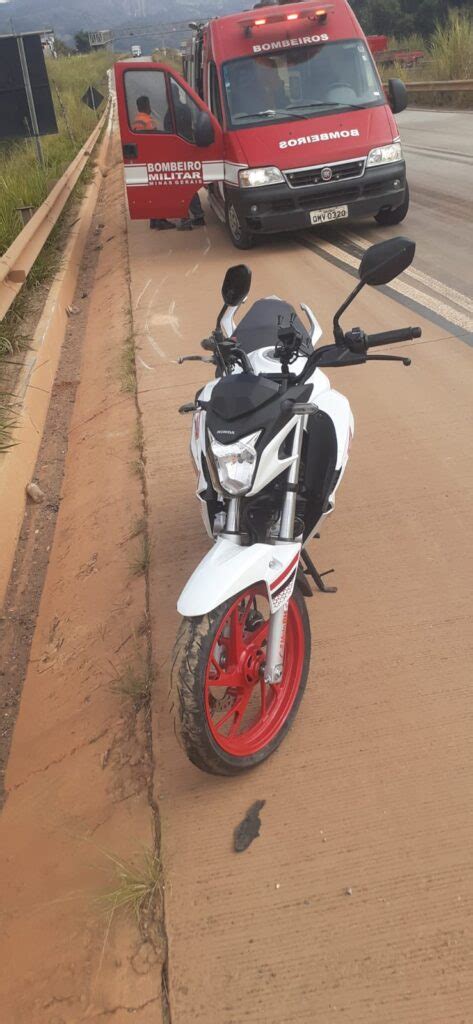 Motociclista E Garupa Ficam Feridas Em Acidente Na BR 381 Em Bom Jesus