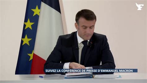 Emmanuel Macron Annonce Lexpérimentation De La Tenue Unique Dès L