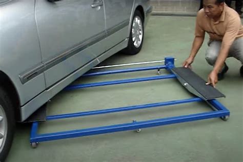 Mini Lift 2500: The Car Lift That Works for Any Garage | Engaging Car ...