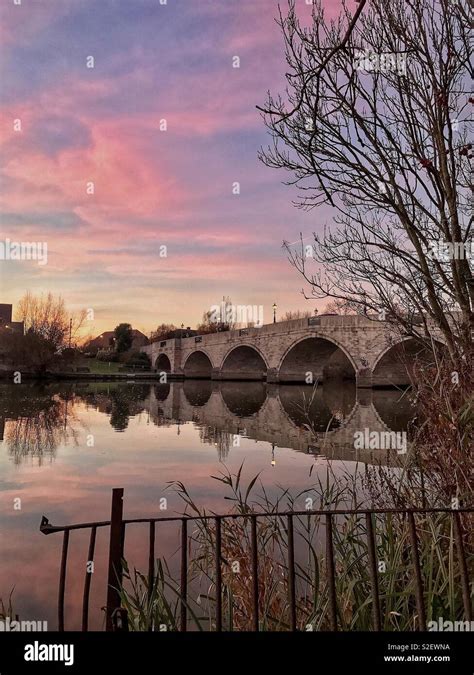 Chertsey Bridge over the Thames Stock Photo - Alamy