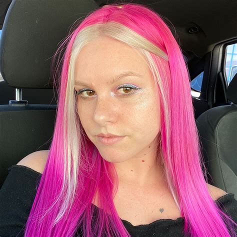 Pink Blonde Hair Hair Color Pink Hair Dye Colors Hair Inspo Color