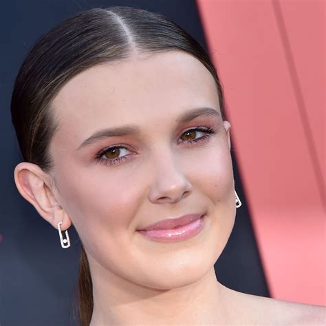 Celebrities With Bad Skin