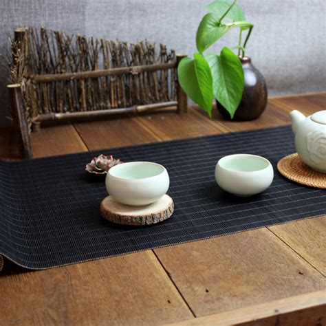 KUROCHIKU Chemin De Table Bambou Noir Runner Collection