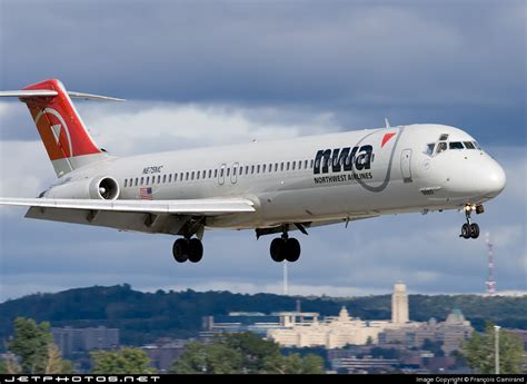 N675MC McDonnell Douglas DC 9 51 Northwest Airlines François