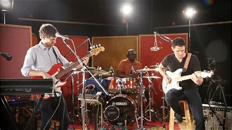 Dunlop Sessions Snarky Puppy Youtube