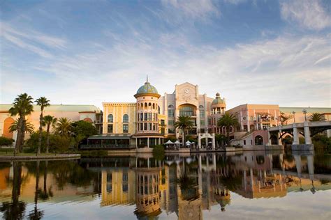 Find & Book PopUp Retail Space | Canal Walk, Century City