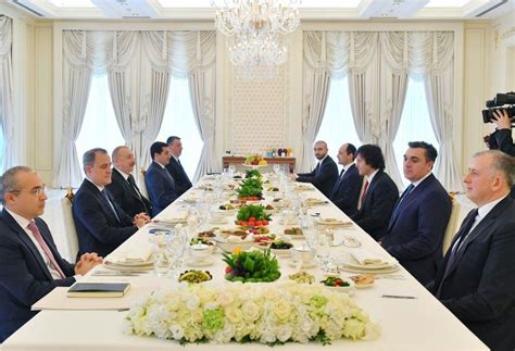 Expanded Meeting Between President Ilham Aliyev Georgian PM Held In