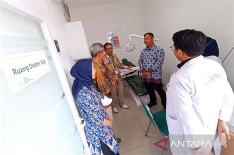 Layani Masyakarat Pegadaian Buka Klinik Pratama Di Surabaya Antara