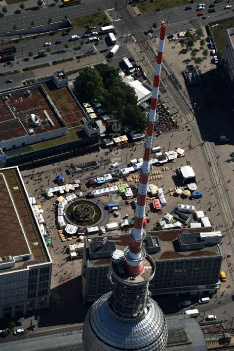 Luftaufnahme Berlin Wasserspiele Brunnen Auf Dem Alexanderplatz Mit