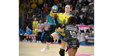 Ligue féminine Vainqueur à Brest Metz Handball relance la course au titre