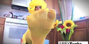 Surreal Kitchen Dress Up With Abigail Mac And Her Giant TNAFlix Porn Videos