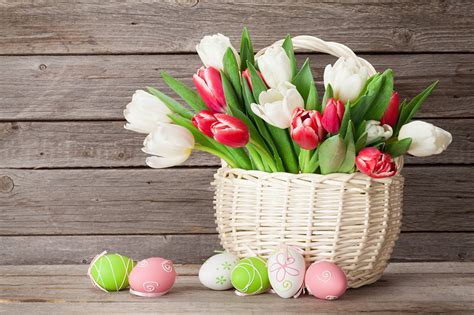 Wallpaper Easter Eggs Bouquet Tulip Flowers Wicker Basket