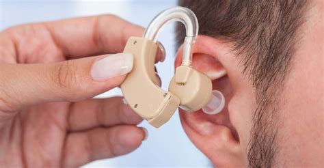 Les Contours D Oreille Des Appareils Auditifs Efficaces Mais Visibles