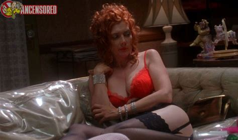 Glenne Headly Nude Pics Page 1