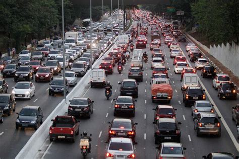 RODÍZIO DE VEÍCULOS SUSPENSO NO CARNAVAL DE SP Na Paulista e Região