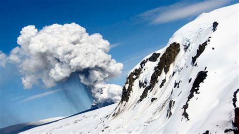 Alerta amarilla técnica por el volcán chileno Hudson en Los Antiguos y