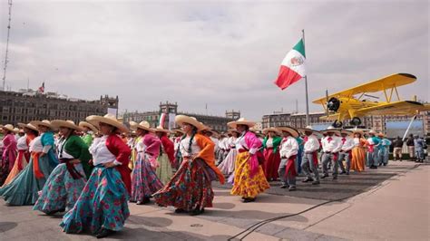 En imágenes Festejan el 114 aniversario de la Revolución Mexicana