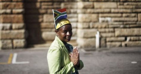 Black And White Thousands Bid Farewell To Mandela Nation World