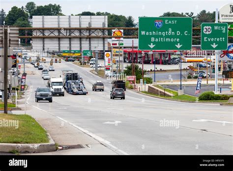 Breezewood, Pennsylvania. Traffic Heading to the Pennsylvania Turnpike ...