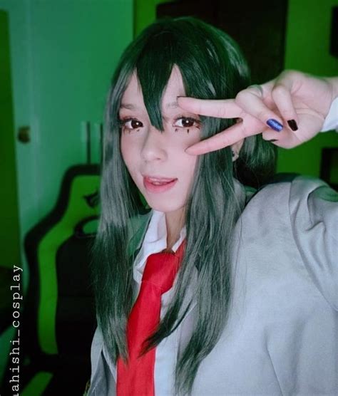 Brasileira Recriou Perfeitamente A Tsuyu De My Hero Academia