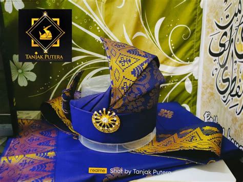 Set Tanjak Sampin Dan Bengkung Songket Bunga Tabur Royal Blue Dewasa