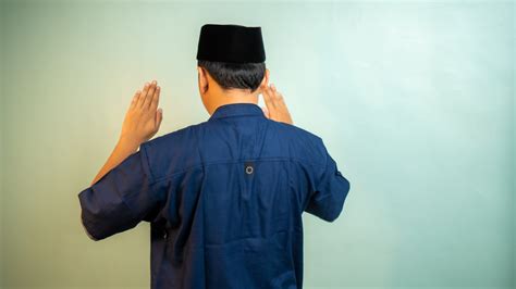 Dzikir Dan Doa Setelah Sholat Subuh Agar Dimudahkan Rezeki Oleh Allah