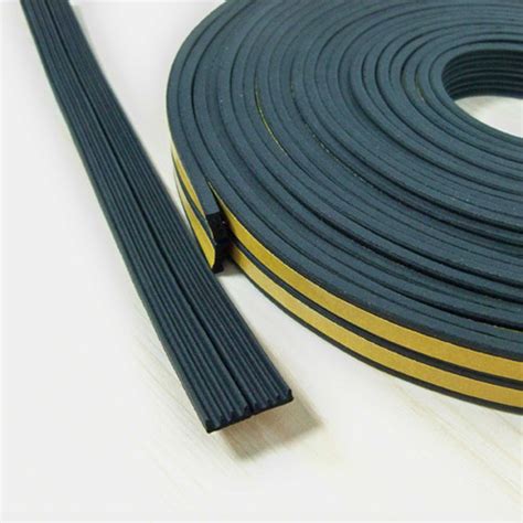 Self Adhesive EPDM Sponge Weather Seal Strip For Window And Doors