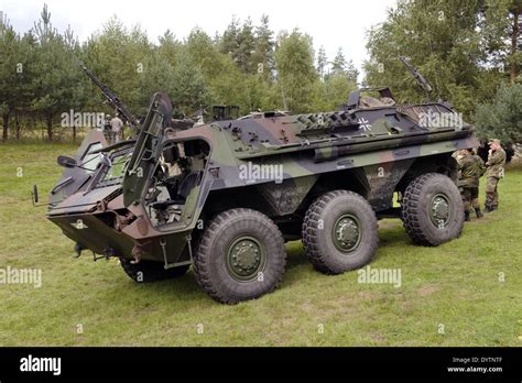 Personnel Carrier Armored Hi Res Stock Photography And Images Alamy