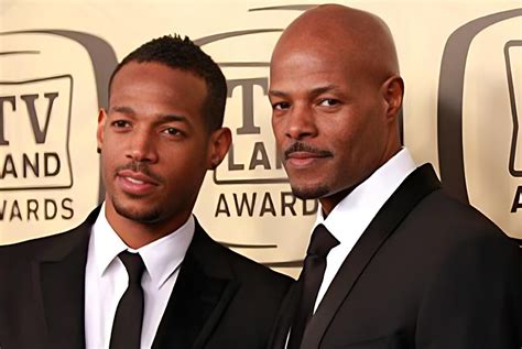 Marlon Wayans Home Burglarized • Hollywood Unlocked