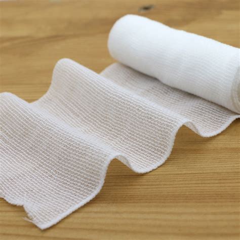 Medical Breathable Dressing Cotton Gauze Bandage Roll For Hospital