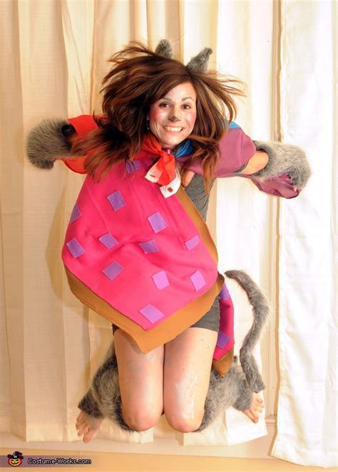 Homemade Nyan Cat Costume | DIY Costumes Under $35 - Photo 2/4