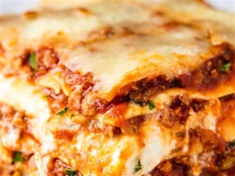 Lasagna With Meat And Sauce Nutrition Facts Eat This Much