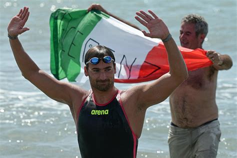 Domenico Acerenza Oro Nella Km In Acque Libere Agli Europei Di Nuoto