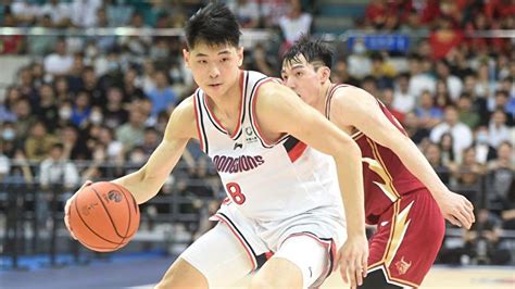 Guangzhou Thrashes Jiangsu In Cba