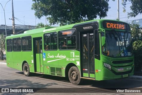 Transportes Santo Antônio DC 3 210 em Duque de Caxias por Vitor