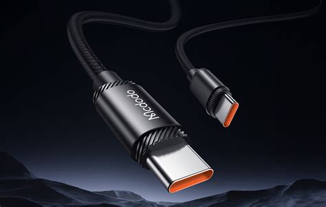 Mcdodo Kabel USB C na USB C Mcdodo CA 3680 240 W 1 2 m črn