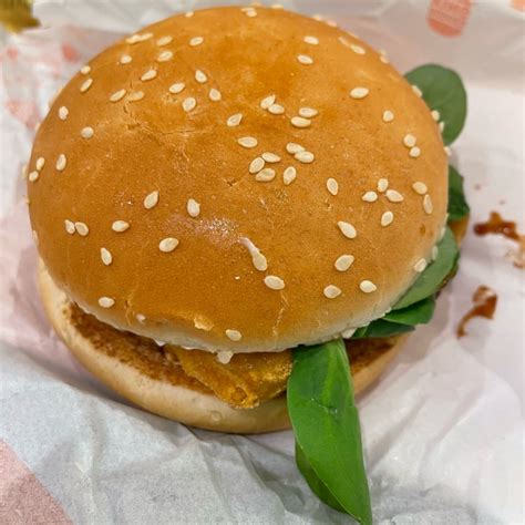 BURGER KING Portogruaro Italy Plant Based Nugget Burger Review Abillion