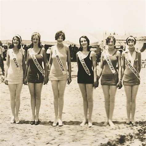 1929 Bathing Beauties Panoramic Galveston Historical Foundation