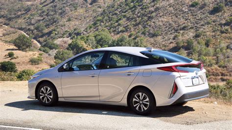 2017 Toyota Prius Prime First Drive Review Autotraderca