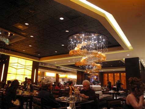 LAS VEGAS DAZE: Wicked Spoon Buffet at Cosmopolitan